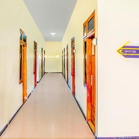 Super Oyo 1759 Family Residence كديري المظهر الخارجي الصورة