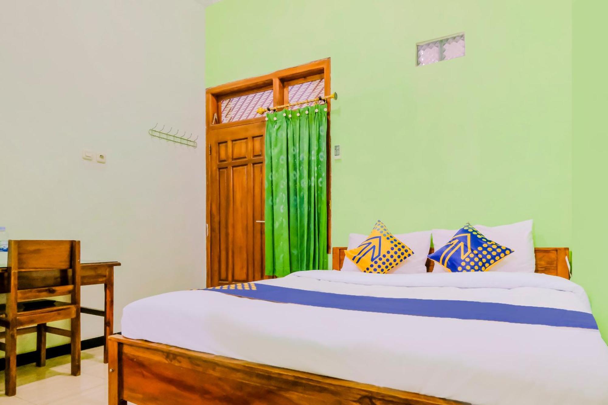 Super Oyo 1759 Family Residence كديري المظهر الخارجي الصورة