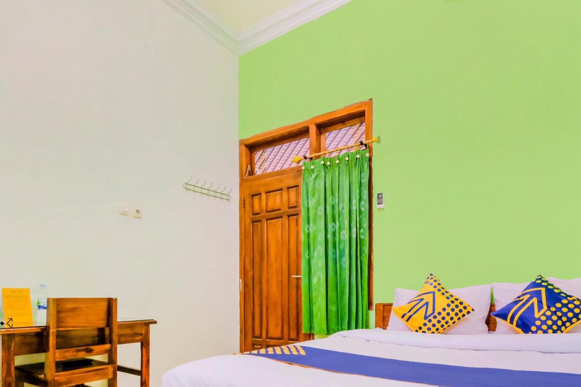 Super Oyo 1759 Family Residence كديري المظهر الخارجي الصورة